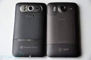 Задняя крышка у HTC HD7 и HTC Desire