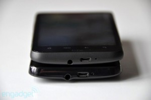 Сравнение толщины HTC HD7 и HTC Desire Сравнение толщины HTC HD7 и HTC Desire
