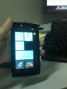 Телефон Sony Ericsson с Windows Phone 7