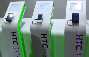 IFA 2011: стенд HTC