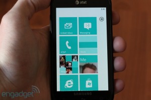 Email и общение в соцсетях в Windows Phone Mango