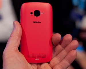 Сменная задняя крышка для Lumia 710