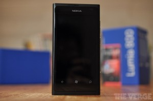 Lumia 800 Dark Knight