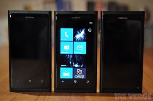 Lumia 800 Dark Knight