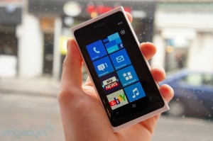 Белый вариант Nokia Lumia 800