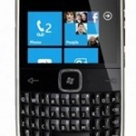 Nokia работает на WP-смартфоном с аппаратной клавиатурой? Nokia работает на WP-смартфоном с аппаратной клавиатурой?
