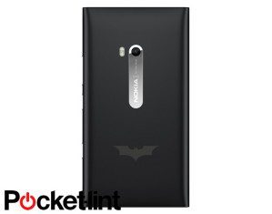 В Британии появится ограниченная серия смартфонов Nokia Lumia 900 Batman Edition
