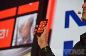 Nokia Lumia 820 Nokia Lumia 820