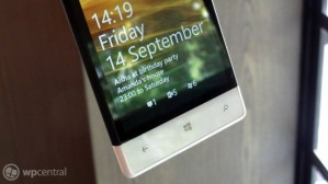 HTC 8S