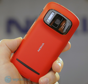 Nokia 808 PureView