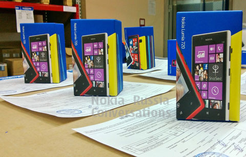 Nokia Lumia 720 на складе Nokia Россия