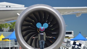 Deadmau5 в маске Deadmau5 в маске