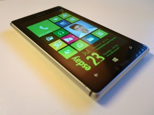 Nokia Lumia 925: проблема случайных перезагрузок?