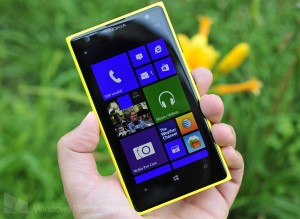 Желтая Nokia Lumia 1020