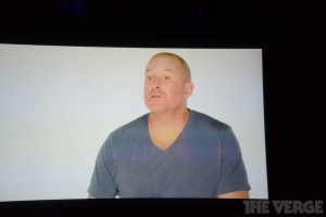 Джонатан Айв - главный дизайнер Apple и создатель внешнего вида iPhone 5C Джонатан Айв - главный дизайнер Apple и создатель внешнего вида iPhone 5C