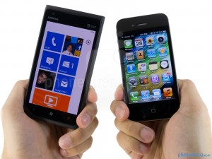Nokia Lumia 900 и Apple iPhone 4s