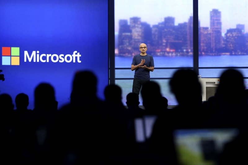 Microsoft CEO Satya Nadella speaks during his keynote address at the company's "build" conference in San Francisco, California April 2, 2014. REUTERS/Robert Galbraith (UNITED STATES - Tags: SCIENCE TECHNOLOGY BUSINESS)