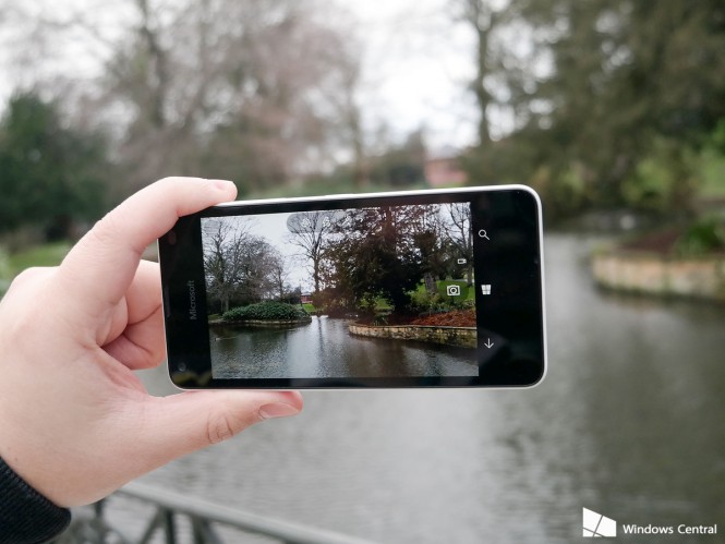 lumia-550-windows-camera