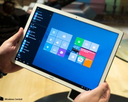 Сравнение Huawei MateBook и Surface Pro 4