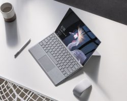 Выход LTE-версии планшета Surface Pro отложен на весну