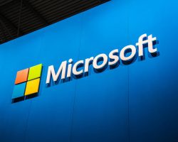 Microsoft разрабатывает складное устройство, особенное внимание уделяя стилусу и рукописному вводу